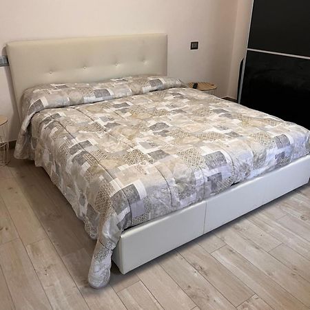 شقة Casa Mario ريفا ديل غاردا المظهر الخارجي الصورة