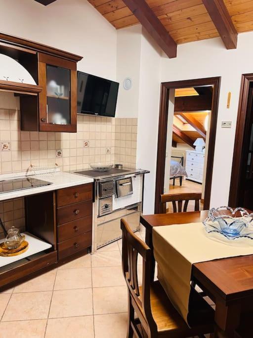 شقة Casa Mario ريفا ديل غاردا المظهر الخارجي الصورة